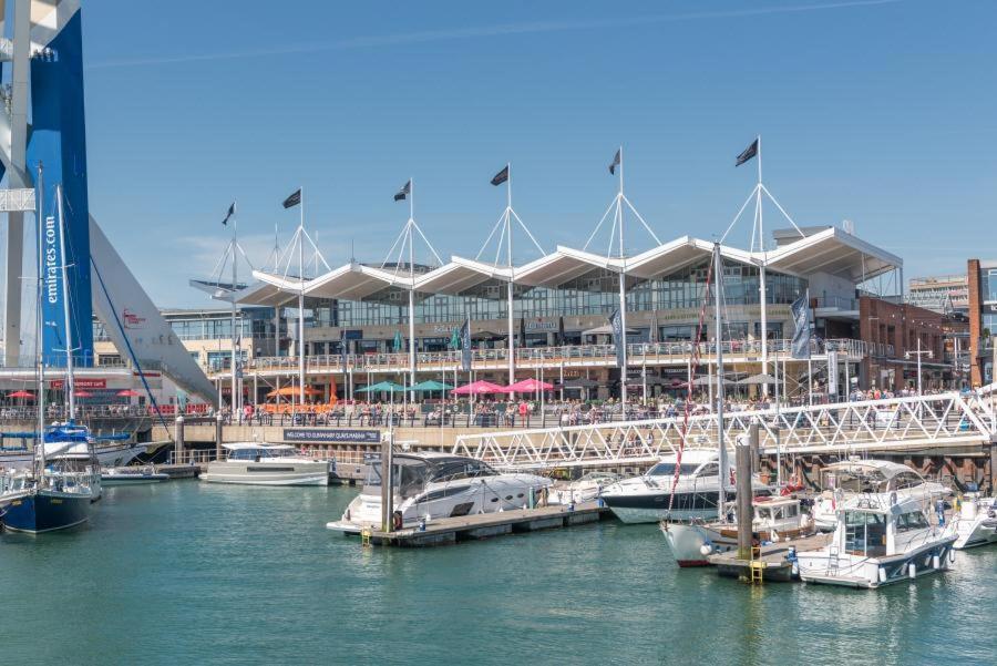 City Centre Apartment Portsmouth Exterior foto